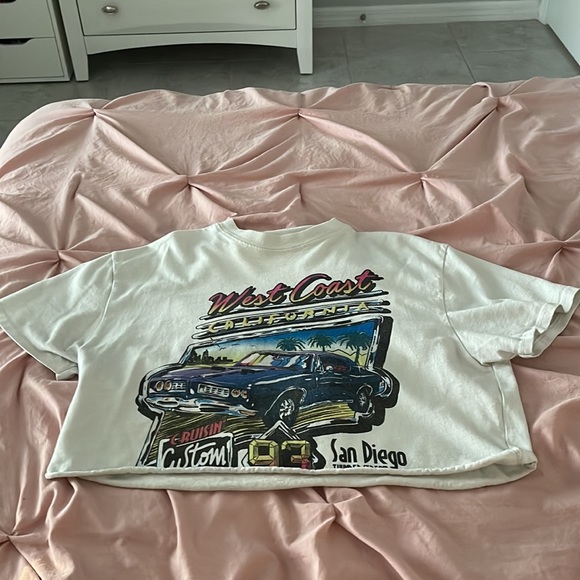 Brandy Melville west coast cropped tshirt🤍 - Picture 2 of 4